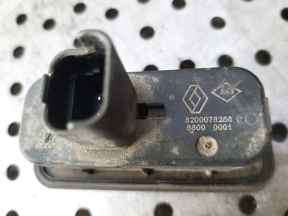 Switch deschidere haion renault megane 3 8200076256 88000001
