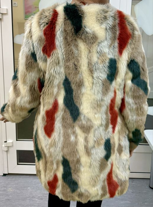 Продаю не дорого классные шубки