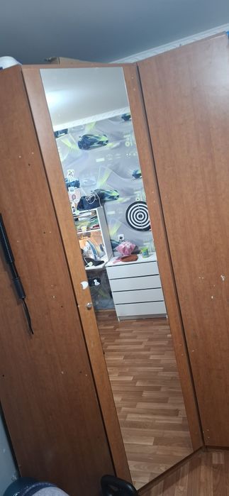 Отдам даром шкаф