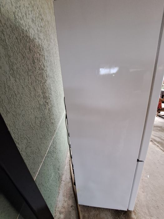 Combină frigorifică Sharp