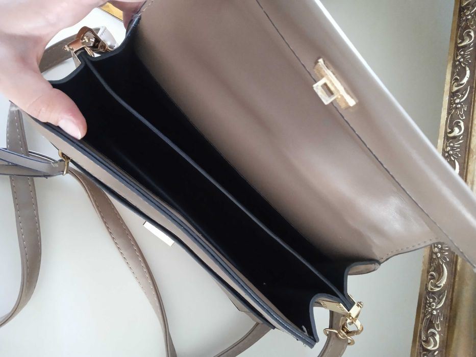 Люкс сумка Charles Keith