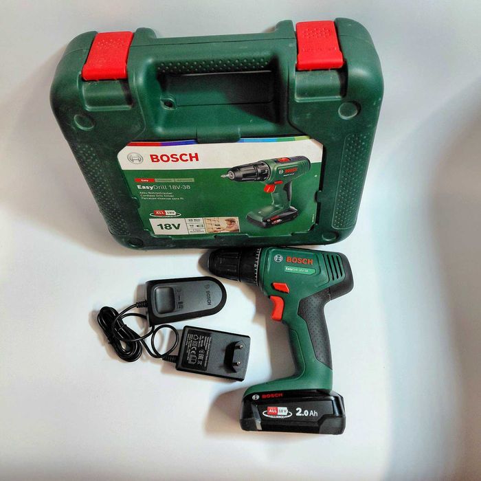Акумулаторен винтоверт Bosch EasyDrill 18V-38 с батерия, зарядно и куфар