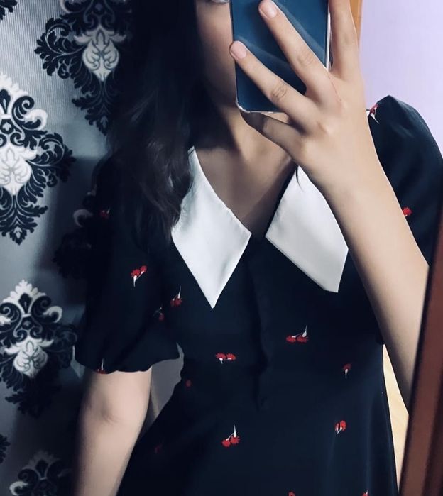 Платье б/у в хорошем состояний, одевала пару раз!