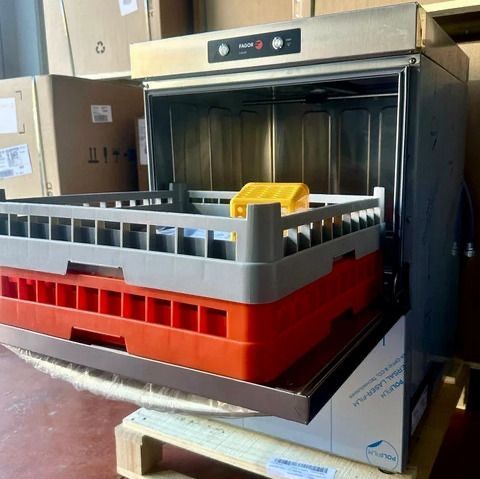 Професионална съдомиялна с Гаранция FAGOR CO 500 B