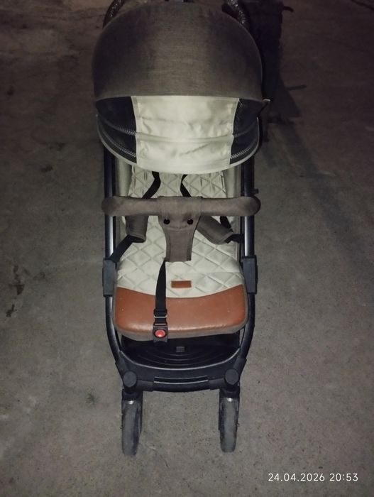 коляска от фирмы kidillo