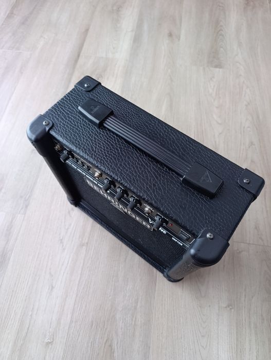 Vand combo chitara BEHRINGER V-tone GM108