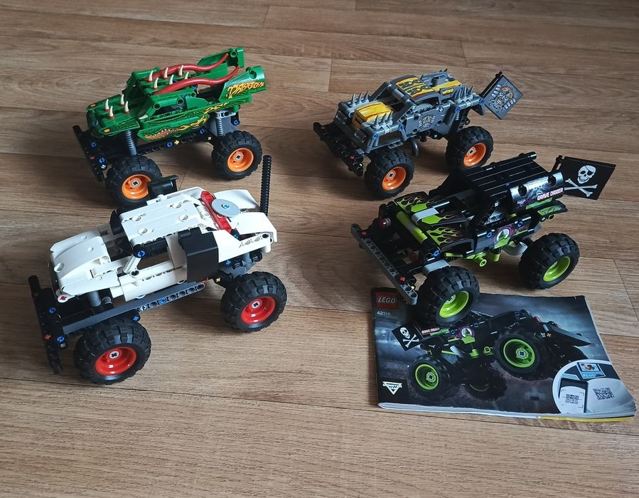 LEGO Technic много наборов