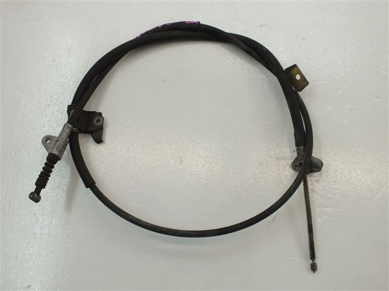 Трос ручника Камри 30-35