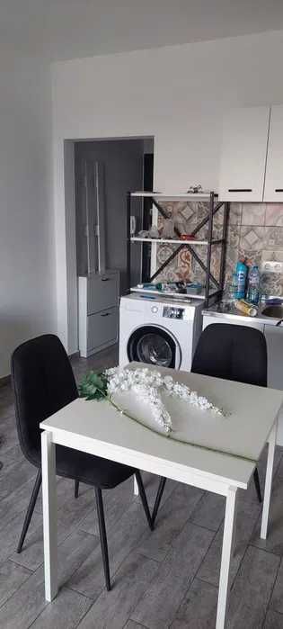 Дава се под наем Едностаен апартамент в Бургас, Меден рудник - зона А - 40 кв.м за 200 € - Снимка #4