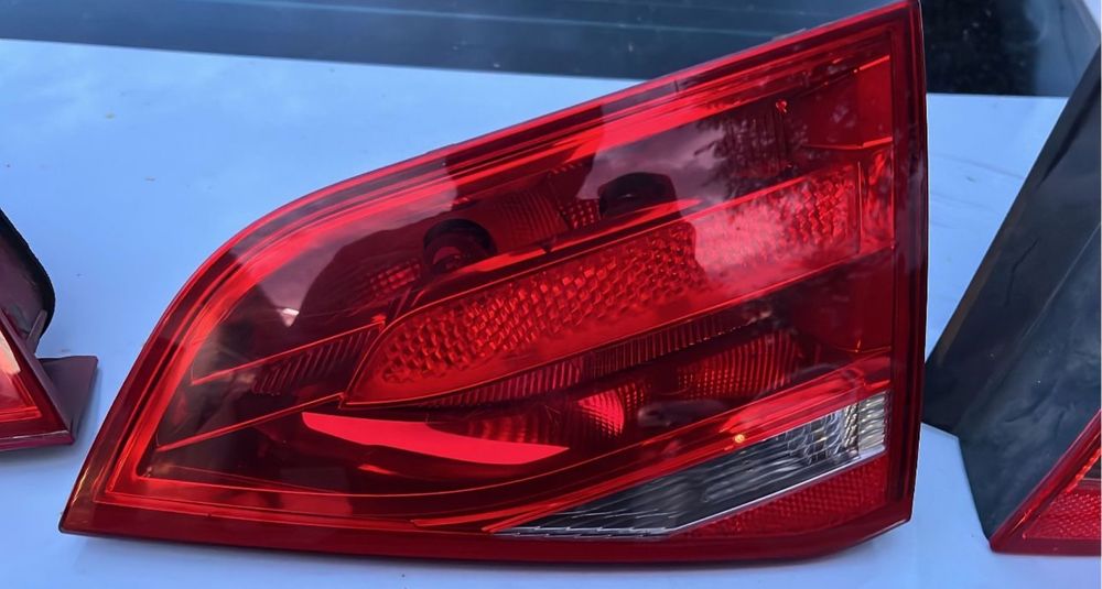 Set stopuri audi a4 b8 halogen