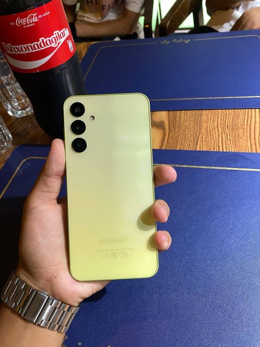 Samsung a 25 5g aybi yoq ideal karobka dakument hamma narsasi bor