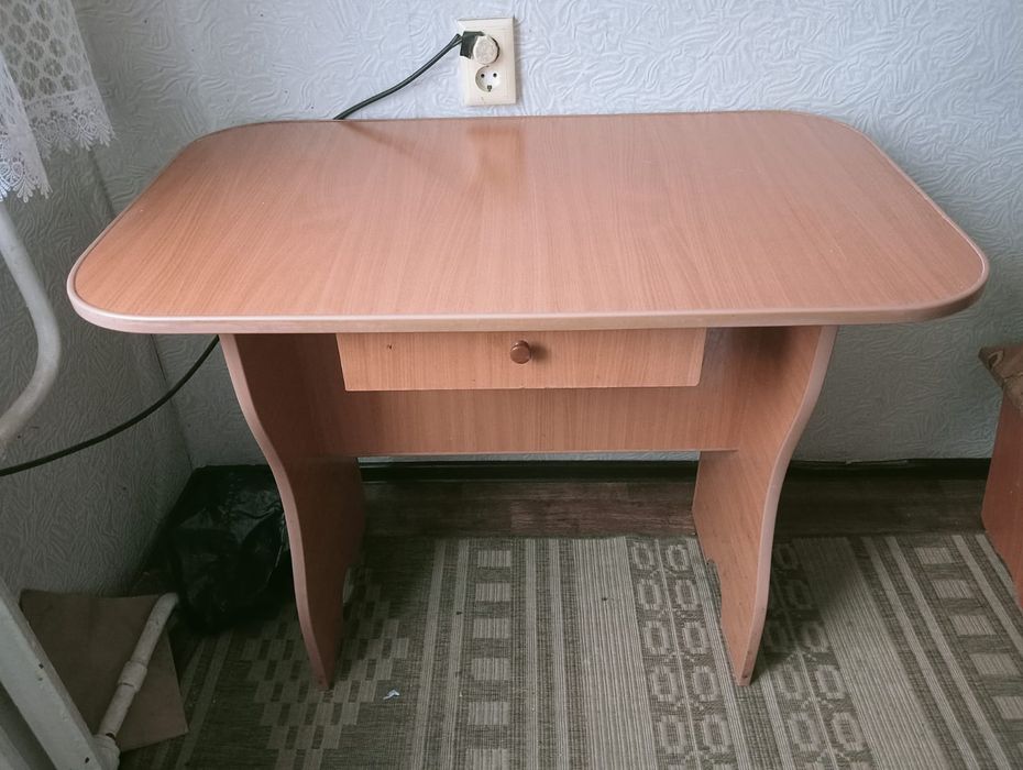 Продам диван с креслом