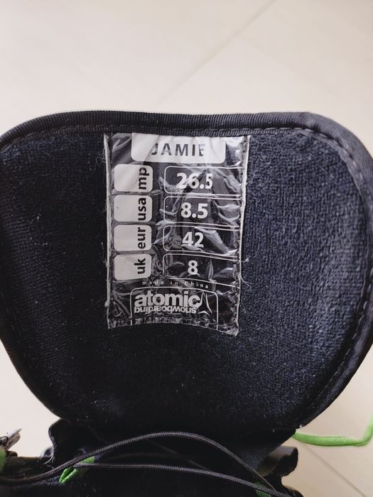Vand boots snowboard Atomic marimea 42