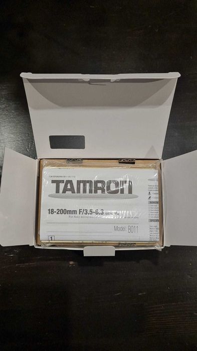 Обектив Tamron 18-200mm f /3.5- 6.3 Di III VC for Sony