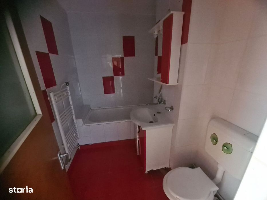 Apartament 2 camere, bloc 1993, Banca Nationala-Bacau