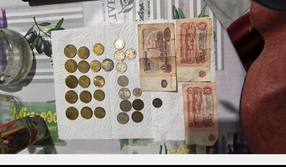 Монети  5стотонки 1981  НРБългария1989,1990г