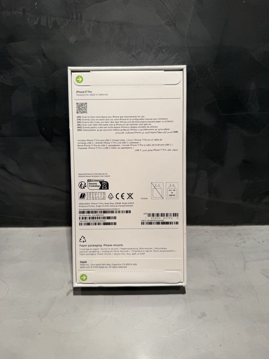 НЕРАЗПЕЧАТАН! Iphone 17 Pro Blue + 2г гаранция