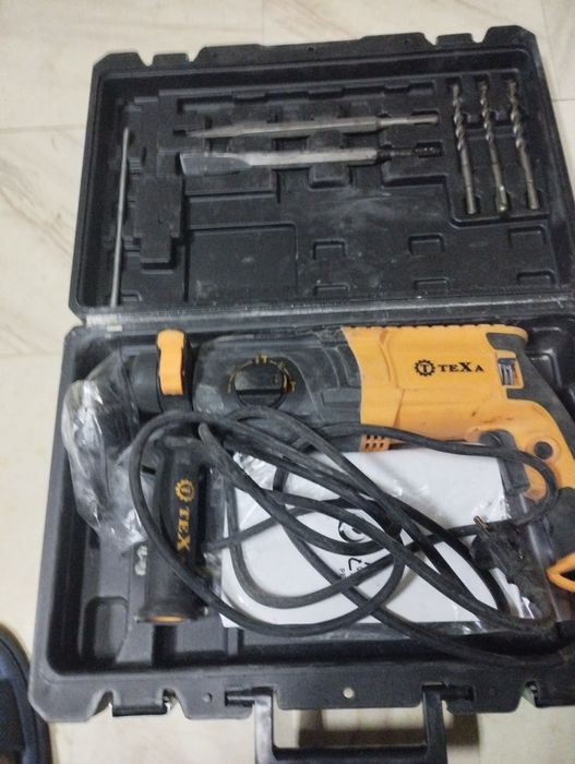 Перфоратор срочно продам