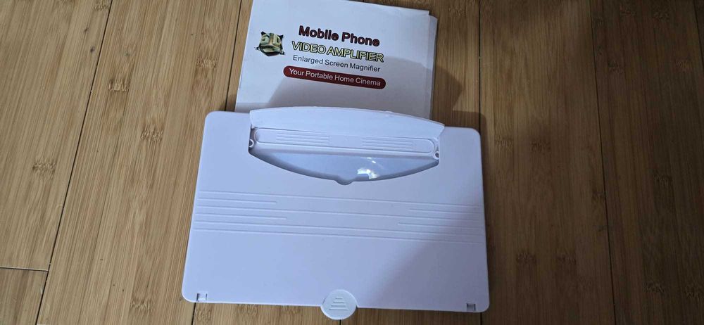 Lupa screen Universal  pentru telefon mobil,pret avantajos 25 lei