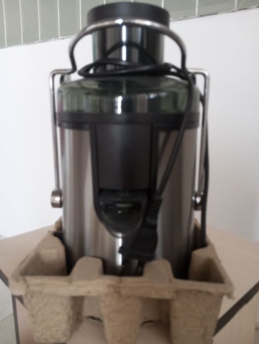 Продам Соковыжималка