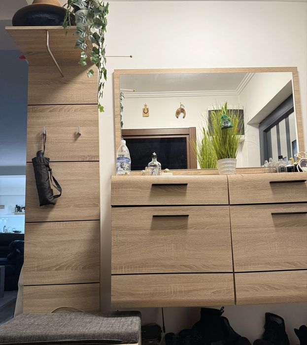 Ansamblu hol  cu bancheta