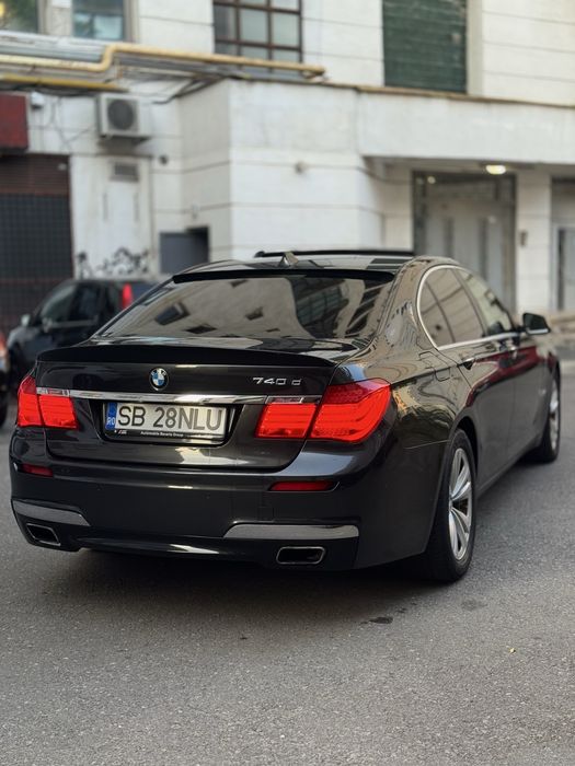 BMW Seria 7 f01 xDrive M-Pachet