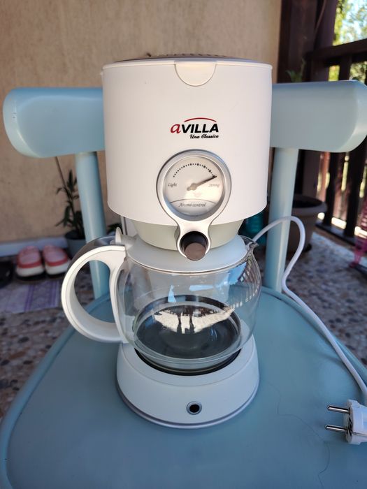 Cafetieră Avilla 0208 (capacitate 1.5L, 1080W)