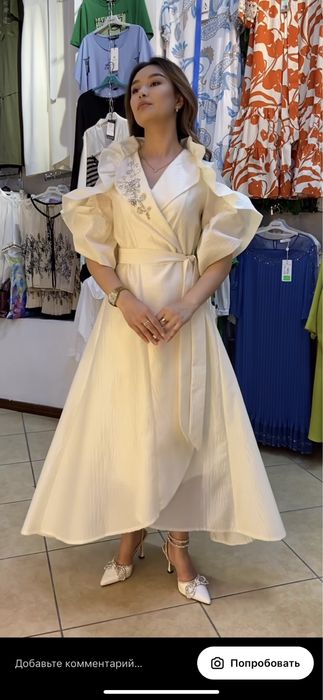 Продается нарядная платья