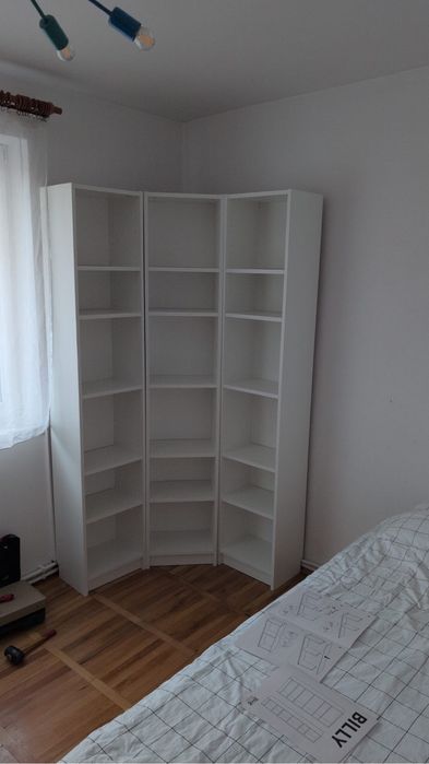 Bibliotecă Billy, Combinaţie bibliotecă/colţar, alb, 95/95x28x202 cm