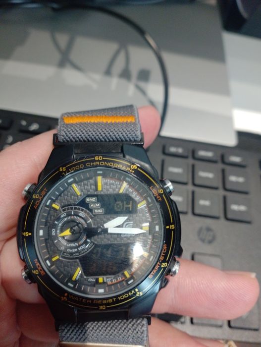 Оригинальные мужские часы Casio Edifice EFA-131. 
Установлена н
