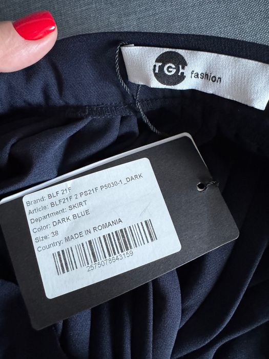 Fustă nouă mărimea 38 TGH fashion