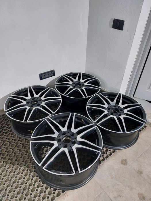 O janta / Set jante 19 originale Mercedes clasa V / Vito w447 AMG