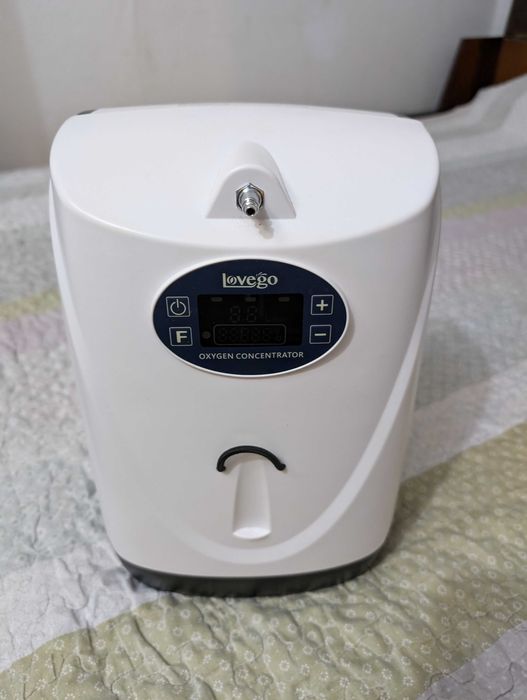 Мобилен кислороден концентратор Lovego LG102P