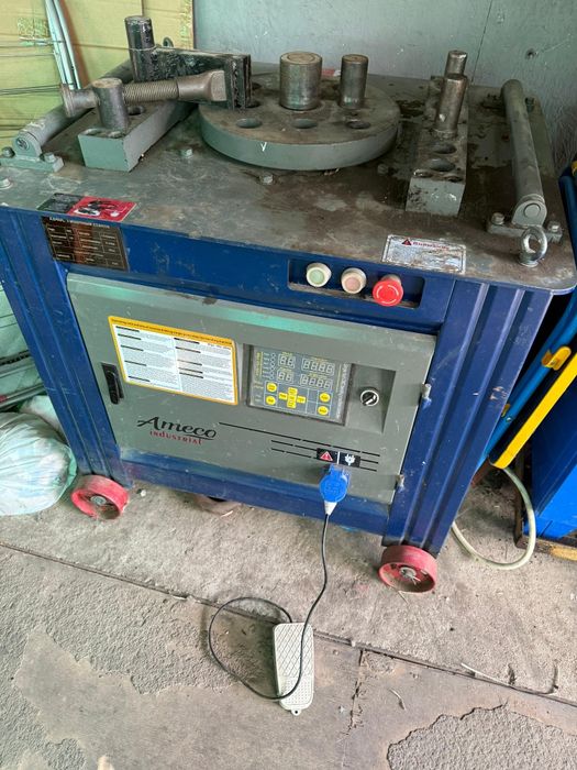 Гибочный станок.