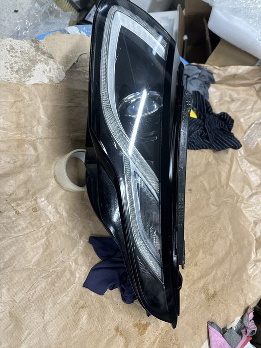 Far stânga bi xenon led range rover evogue.cod:gj32-13w030.