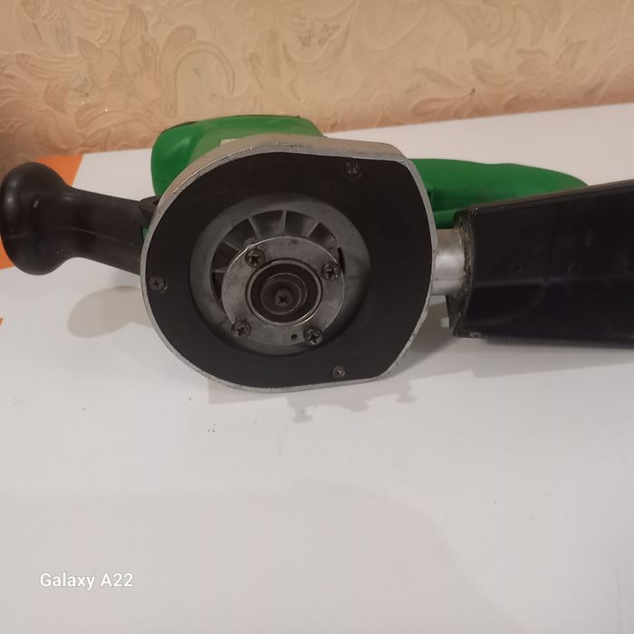 Шлифмашина срочно сотилади INSTAR ЭШМ 90550 сотилади