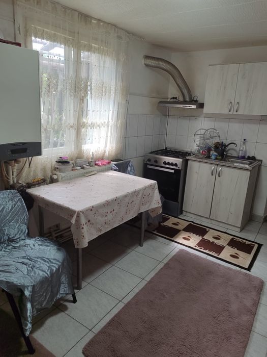 Spre închiriere Apartment două camere , la casă