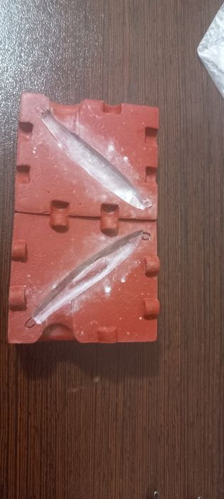 Матрица, калъп за риболовни пилкери