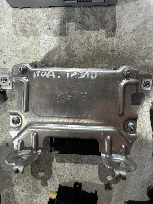 модул за активна асистенция на AUDI A8 2019г.