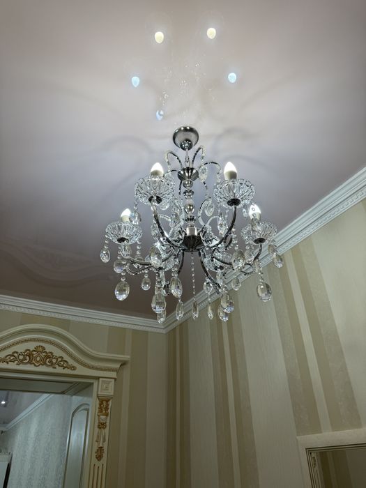 Люстры б/у разные цены