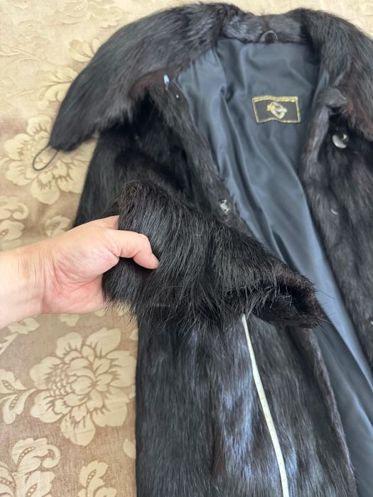 Шуба нутрия продам срочно