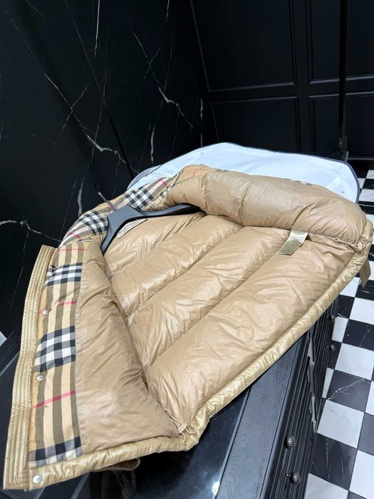 Geaca Burberry cu puf Premium