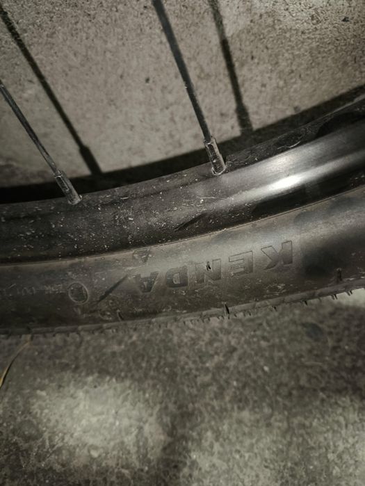 Продаю велосипед Cannondale Catalyst