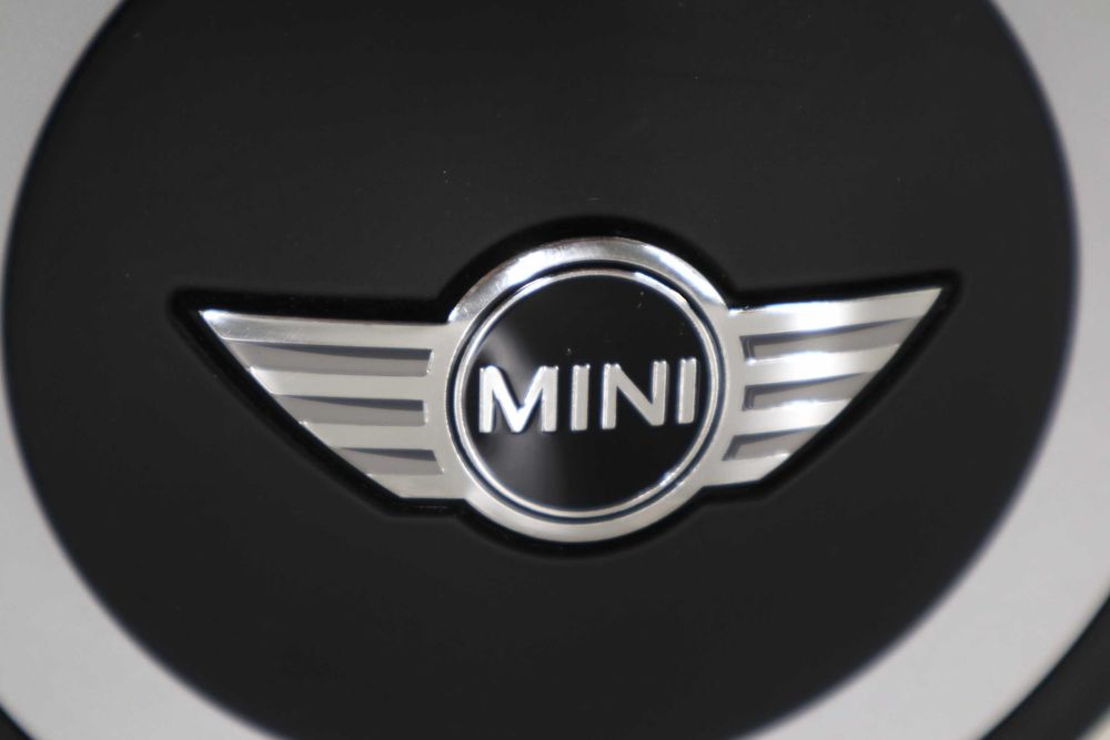 Чисто нов еърбег волан за Мини Р55 Р56 Р57