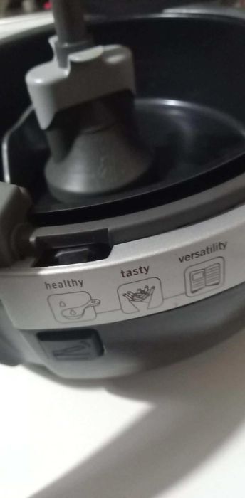 Friteuza cu aer cald Tefal Actifry