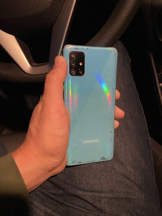 Samsung A51 128гб хорошее состояние