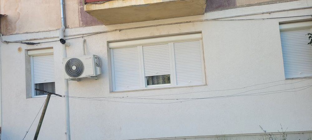 Vând  apartament  în Hunedoara