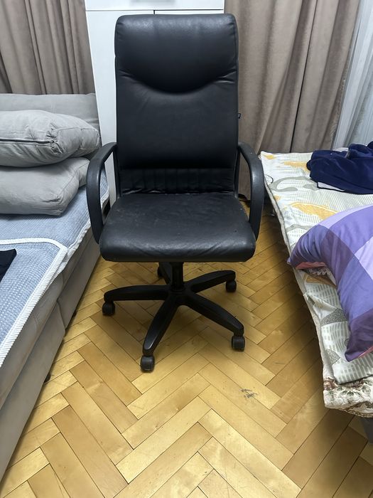 Продам Кресло офисное