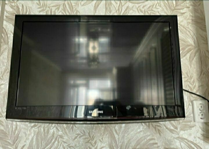 Продам ЖК Телевизор  не смарт