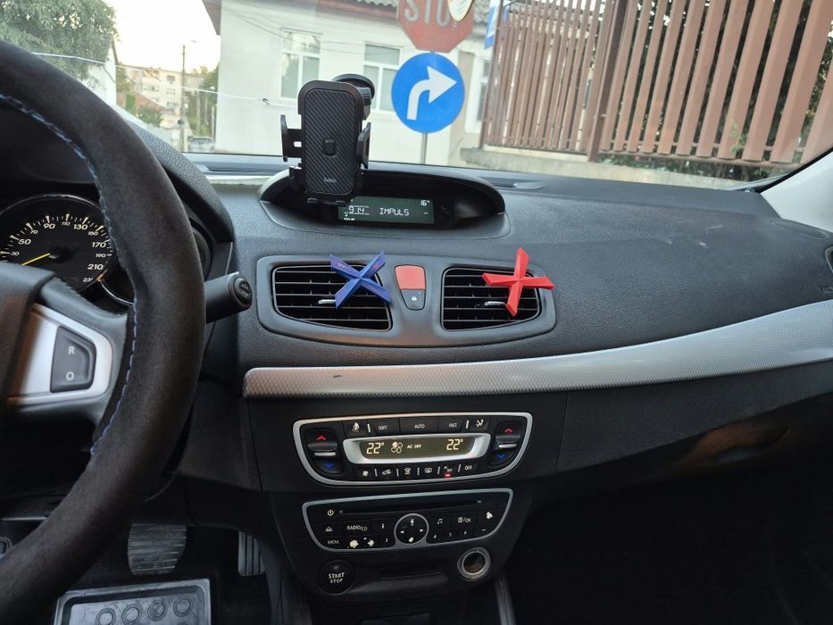 RENAULT Fluence 2011 — imagine 4